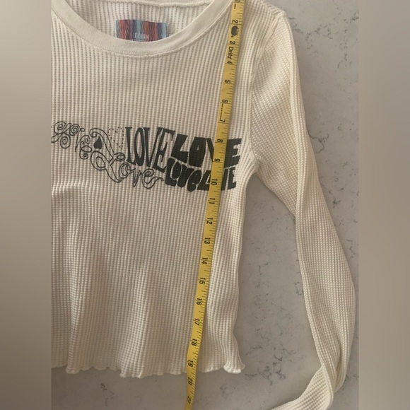 Urban Outfitters White Love Graphic Thermal Top - Size M - Picture 8 of 8